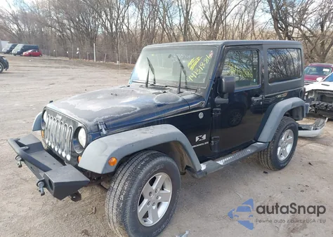 2007 Jeep Wrangler X z USA, uszkodzony, nr VIN 1J4FA24127L134887